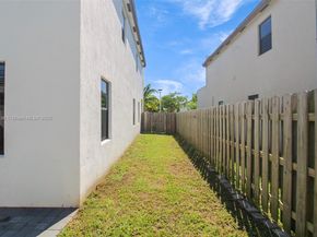 21016 NE 2nd Ct, Miami FL 33179