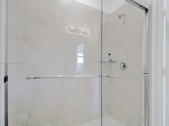 21016 NE 2nd Ct, Miami FL 33179