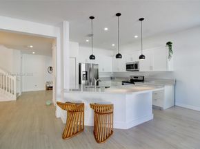 21016 NE 2nd Ct, Miami FL 33179