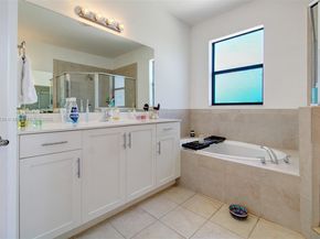 21016 NE 2nd Ct, Miami FL 33179