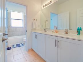 21016 NE 2nd Ct, Miami FL 33179