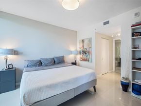 488 NE 18th St 401, Miami FL 33132