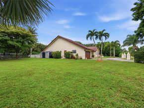 11400 NW 20th Ct, Plantation FL 33323
