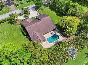 11400 NW 20th Ct, Plantation FL 33323