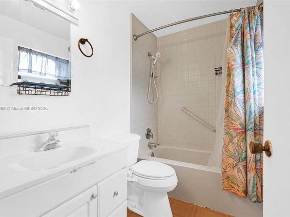 5911 NE 14th Ln 505S, Fort Lauderdale FL 33334