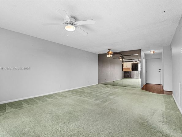 5911 NE 14th Ln 505S, Fort Lauderdale FL 33334