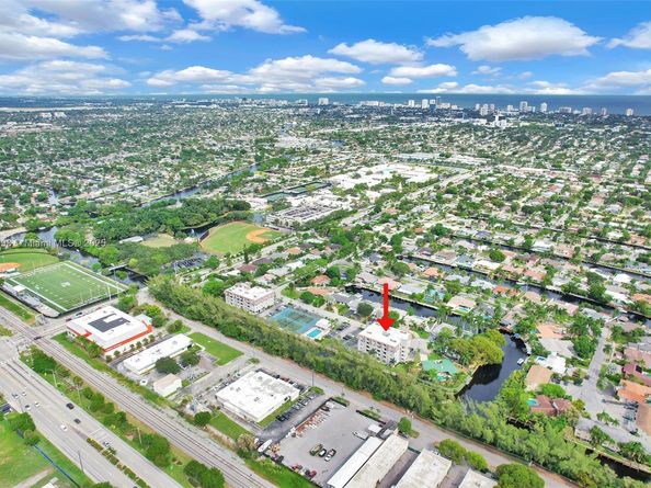 5911 NE 14th Ln 505S, Fort Lauderdale FL 33334