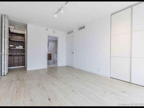 7601 E Treasure Dr 707, North Bay Village FL 33141