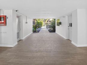 7483 SW 82nd St A102, Miami FL 33143