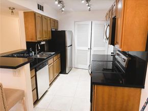 7483 SW 82nd St A102, Miami FL 33143