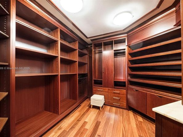 1643 Brickell Ave 3702, Miami FL 33129