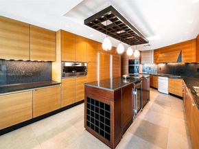 1643 Brickell Ave 3702, Miami FL 33129