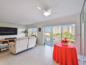 400 Diplomat Pkwy 704, Hallandale Beach FL 33009