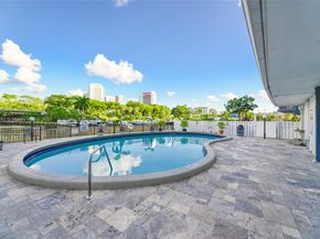 400 Diplomat Pkwy 704, Hallandale Beach FL 33009