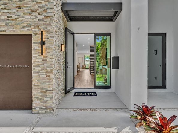 1387 SW 22nd Ter, Miami FL 33145