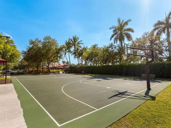 10392 Harrier St, Plantation FL 33324
