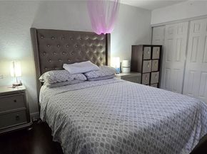 816 NW 87th Ave 107, Miami FL 33172