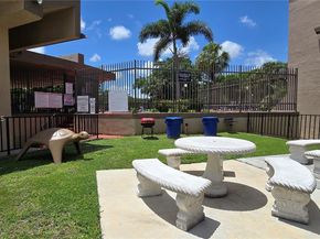 816 NW 87th Ave 107, Miami FL 33172