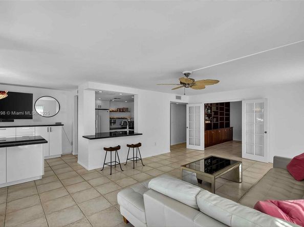 1600 S Bayshore Ln 3A, Coconut Grove FL 33133