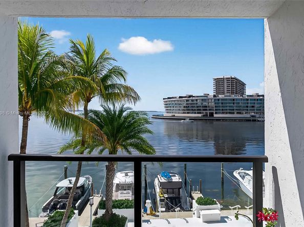 1600 S Bayshore Ln 3A, Coconut Grove FL 33133