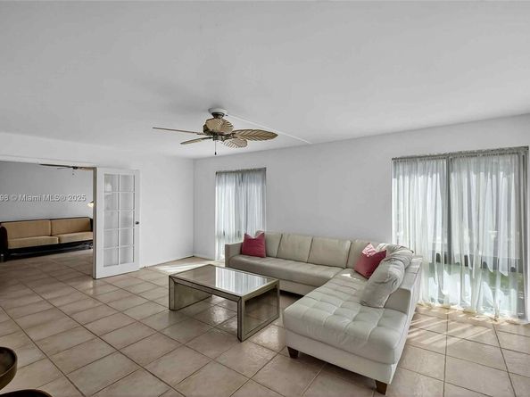 1600 S Bayshore Ln 3A, Coconut Grove FL 33133