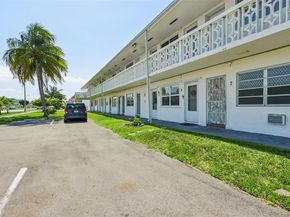 121 NE 204th St 6, Miami Gardens FL 33179