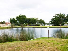 515 NW 100th Pl 203, Pembroke Pines FL 33024