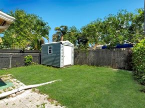 351 NE 57th Ct, Oakland Park FL 33334
