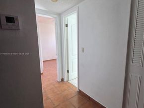 3640 NW 9th St 407, Miami FL 33125