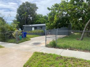 1500 NW 11th Ct, Fort Lauderdale FL 33311