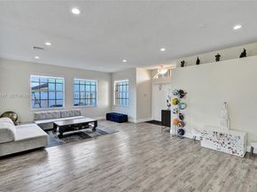2163 NW 157th Ln, Pembroke Pines FL 33028