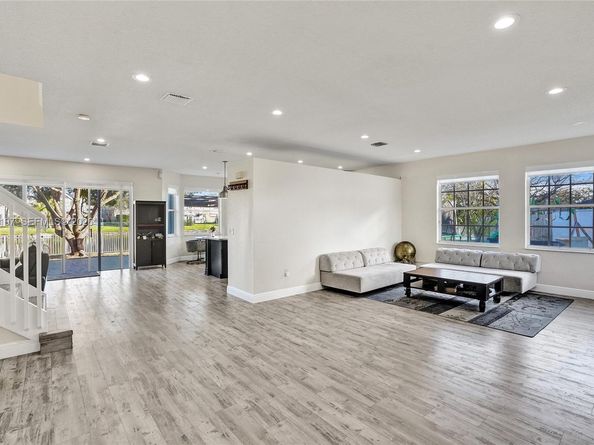 2163 NW 157th Ln, Pembroke Pines FL 33028