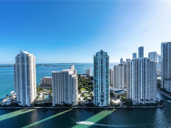 335 S Biscayne Blvd 4105, Miami FL 33131