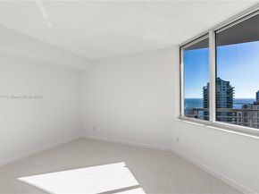 335 S Biscayne Blvd 4105, Miami FL 33131