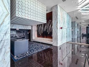 335 S Biscayne Blvd 4105, Miami FL 33131