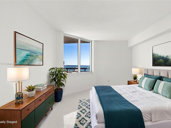 335 S Biscayne Blvd 4105, Miami FL 33131