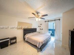 13645 NW 3rd Ave, North Miami FL 33168