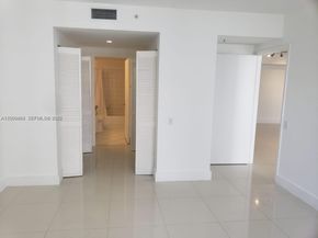 701 Brickell Key Blvd 2306, Miami FL 33131