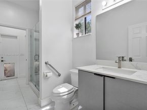 10922 NW 49th Dr, Coral Springs FL 33076