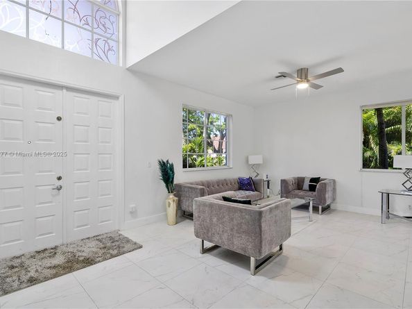 10922 NW 49th Dr, Coral Springs FL 33076