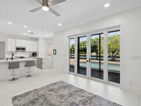 10922 NW 49th Dr, Coral Springs FL 33076