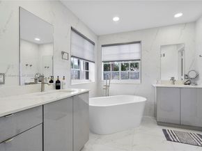10922 NW 49th Dr, Coral Springs FL 33076
