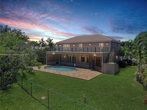 10922 NW 49th Dr, Coral Springs FL 33076
