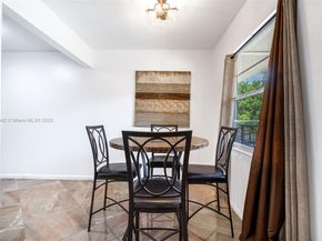 850 SW 133rd Ter 312B, Pembroke Pines FL 33027