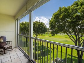 850 SW 133rd Ter 312B, Pembroke Pines FL 33027