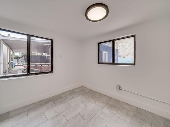 247 NW 54th St, Miami FL 33127