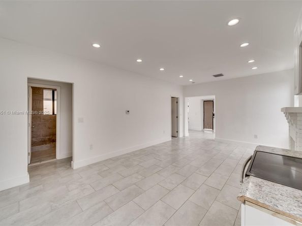 247 NW 54th St, Miami FL 33127
