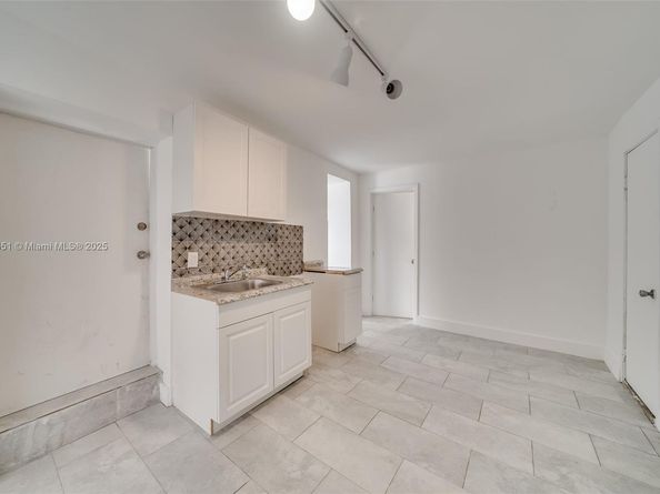 247 NW 54th St, Miami FL 33127