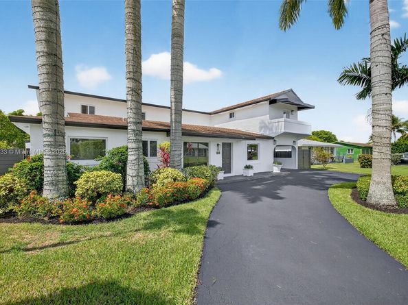 10864 SW 141st Ln, Miami FL 33176