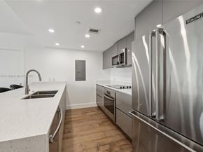 13800 Highland Dr 202, North Miami Beach FL 33181